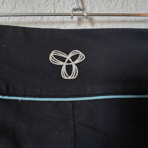 TNA flare leggings - Picture 5 of 5